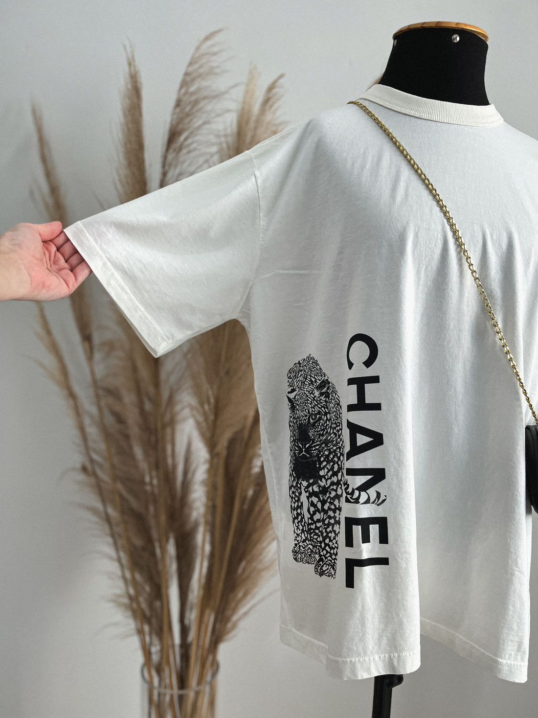 Tshirt Oversized - Channel Costas - Branca