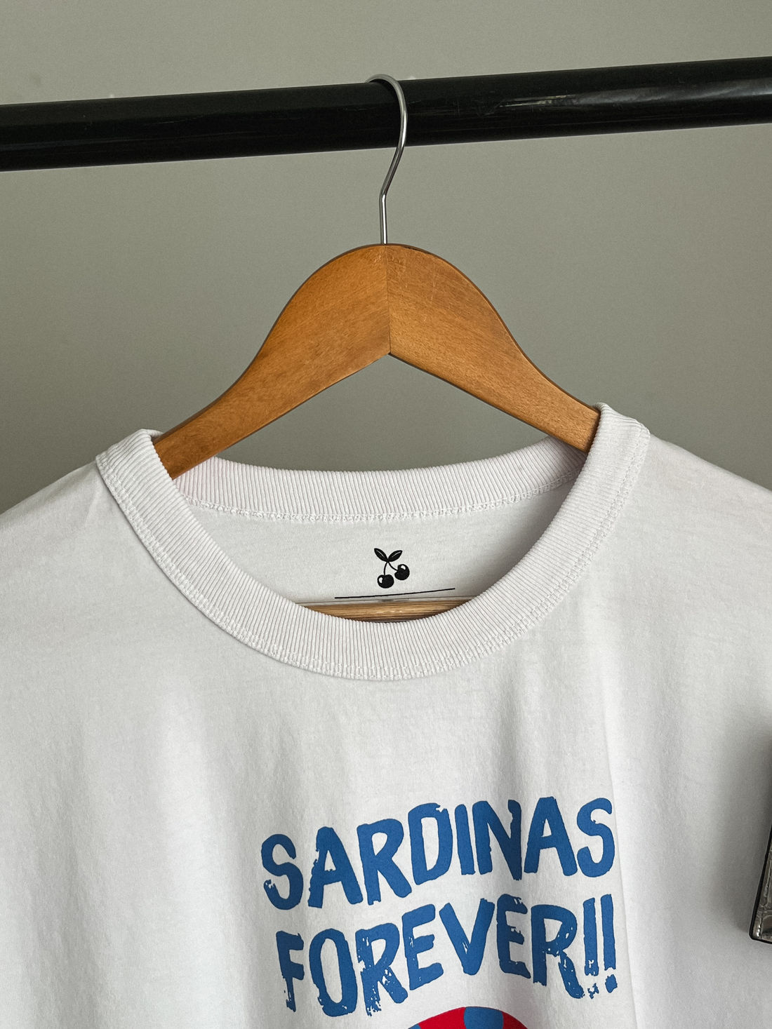 T-shirt Oversized - Sardinas Forever - Branca T-shirt Oversized - Sardinas Forever - Branca