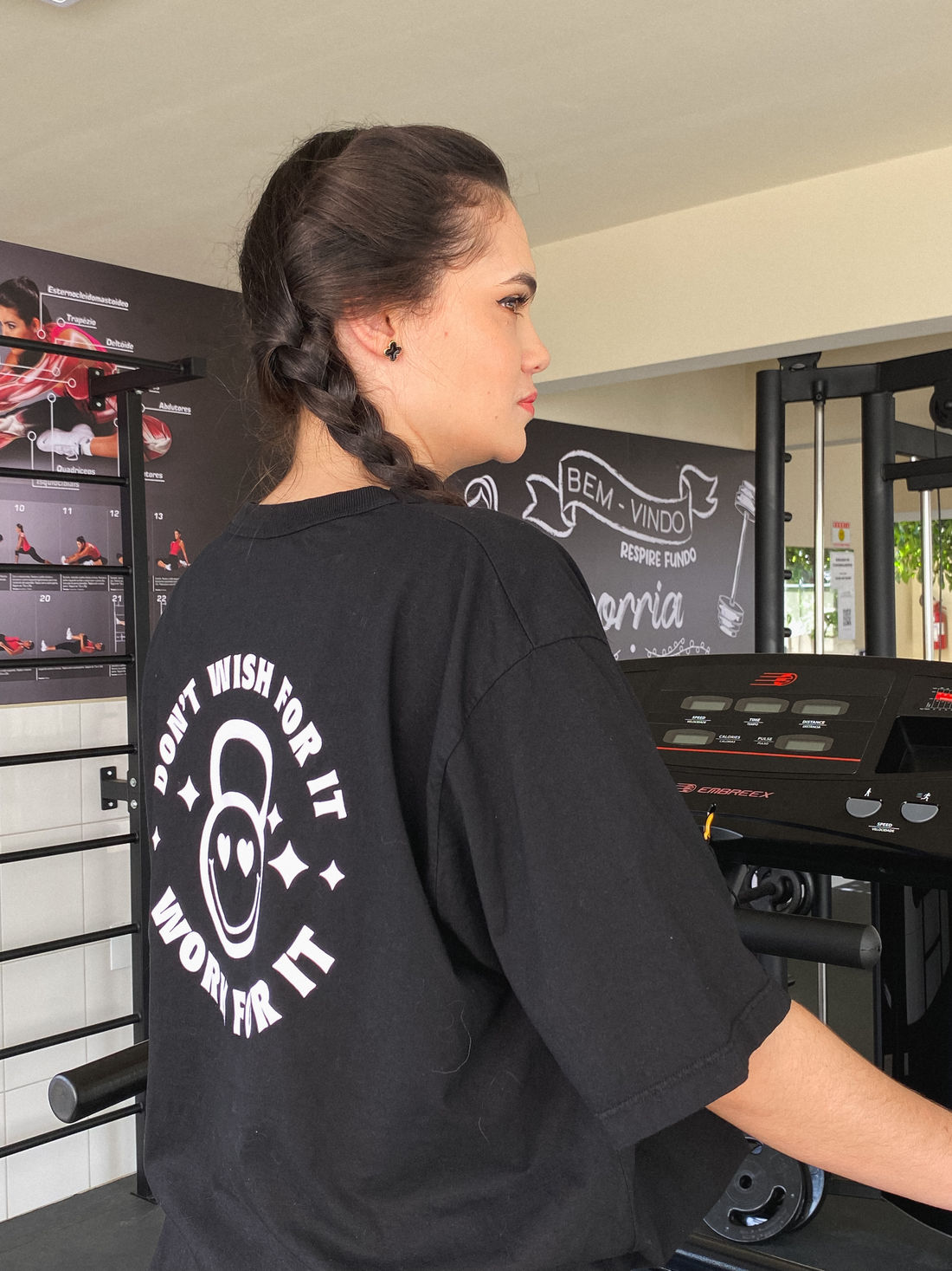 Tshirt Oversized - Peso sorrindo - Preto