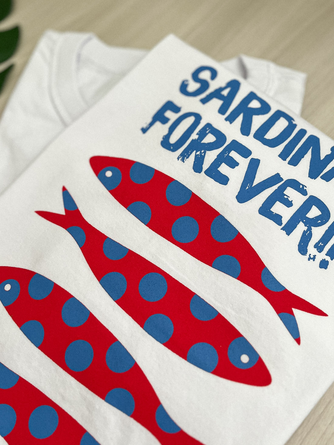 Tshirt Premium - Sardinas Forever - Branca
