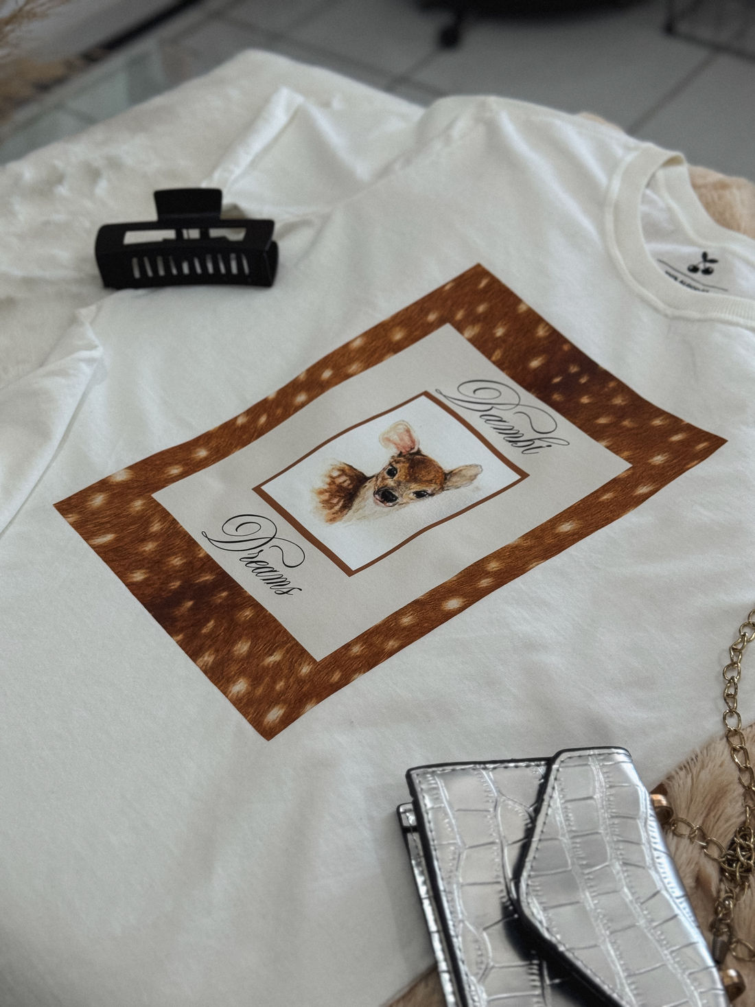 Tshirt Premium - Bambi DTF - Off White Tshirt Premium - Bambi DTF - Off White