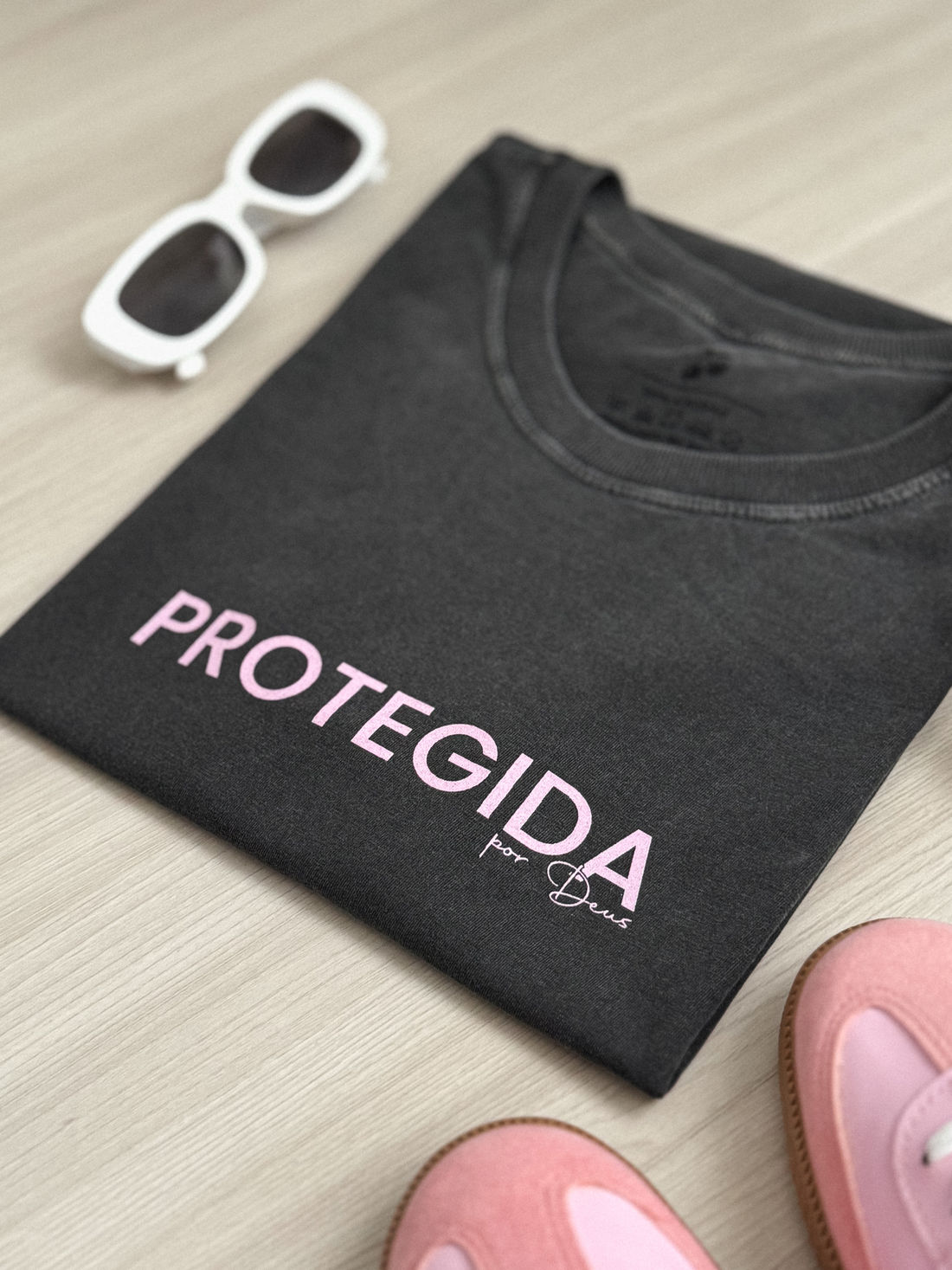 Tshirt Premium - Protegida - Cinza Tshirt Premium - Protegida - Cinza