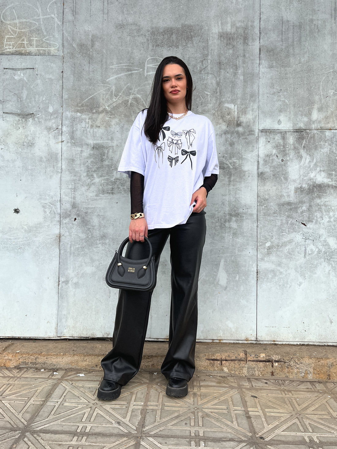 Tshirt Oversized - Laços - Branca
