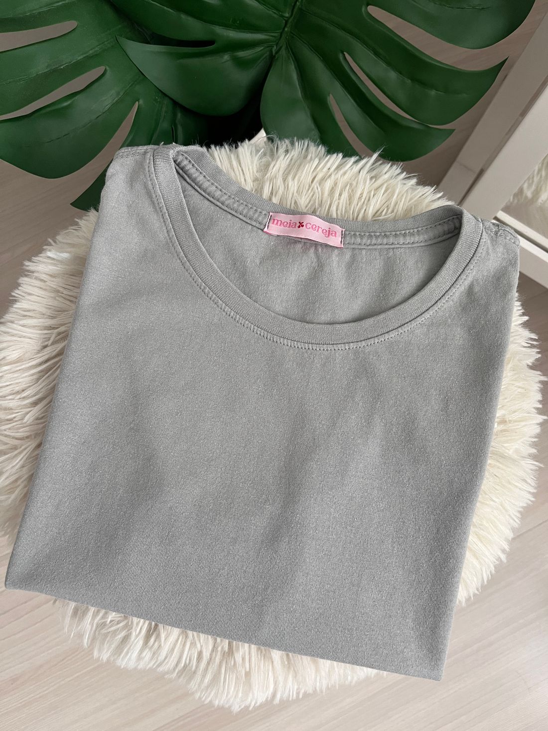 T-shirt Basic Lisa - Cinza Claro