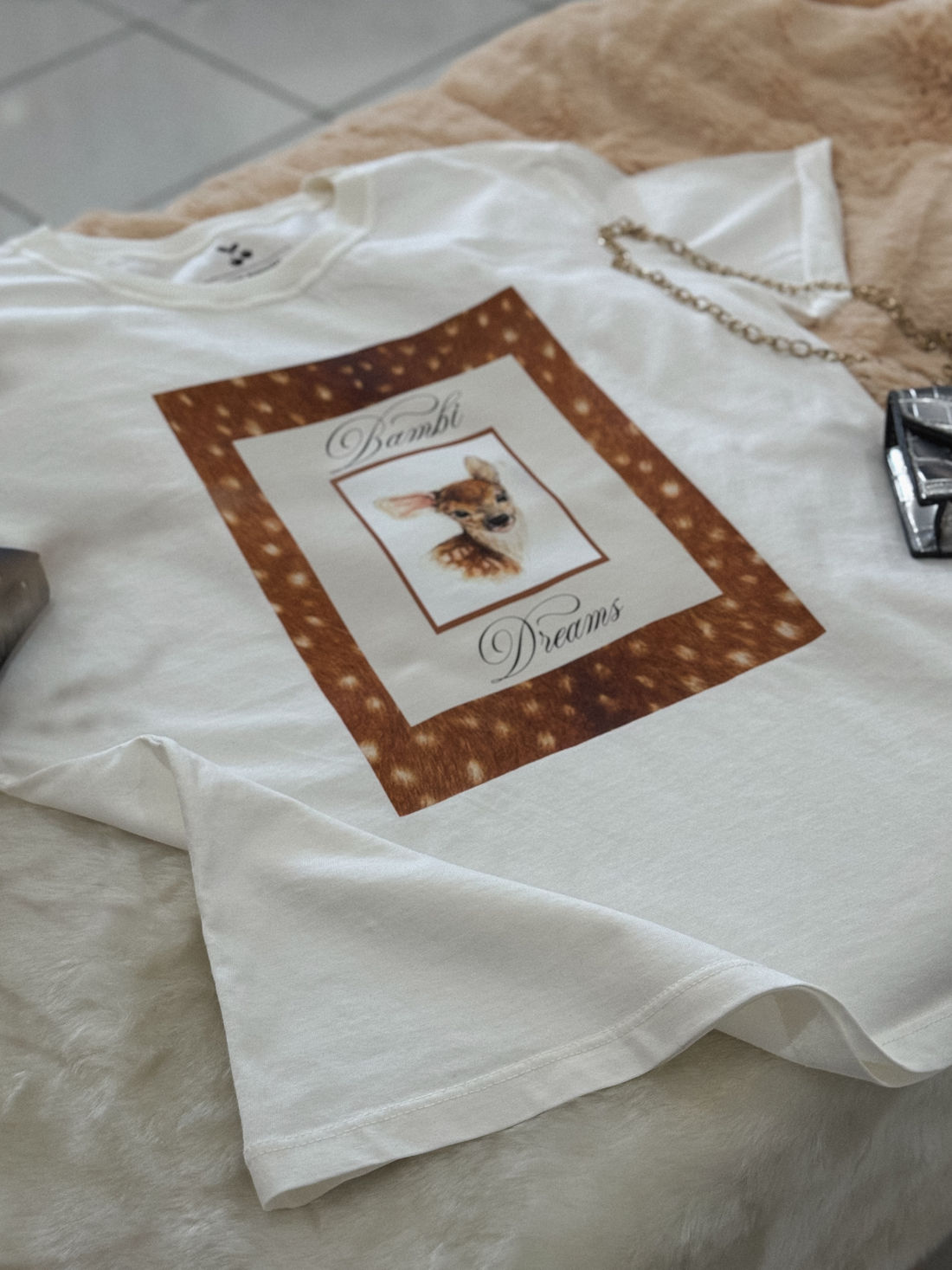 Tshirt Premium - Bambi DTF - Off White Tshirt Premium - Bambi DTF - Off White