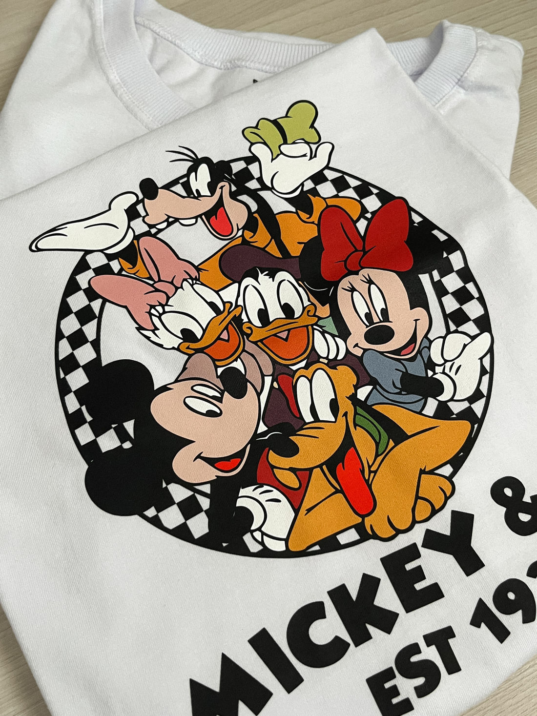 Tshirt Premium - Mickey & co DTF - Branca Tshirt Premium - Mickey & co DTF - Branca