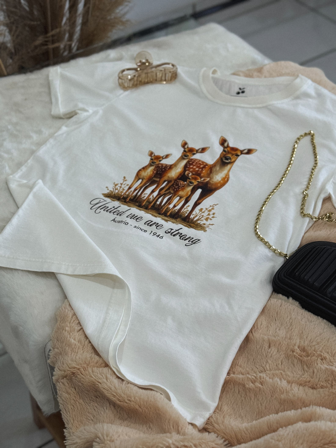 Tshirt Premium - United DTF - Off White Tshirt Premium - United DTF - Off White