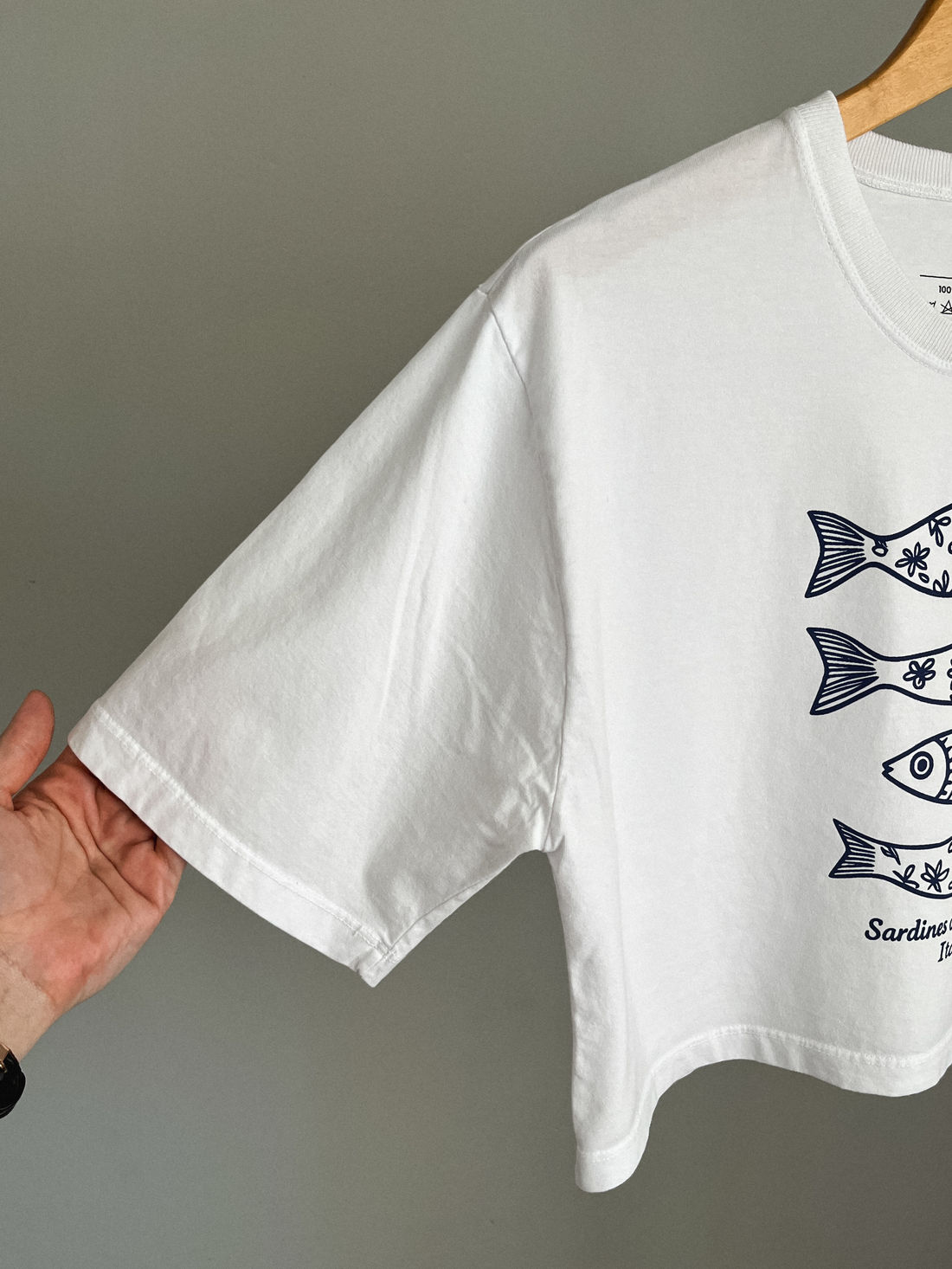 Cropped Oversized - Sardines Italy - Branca Cropped Oversized - Sardines Italy - Branca