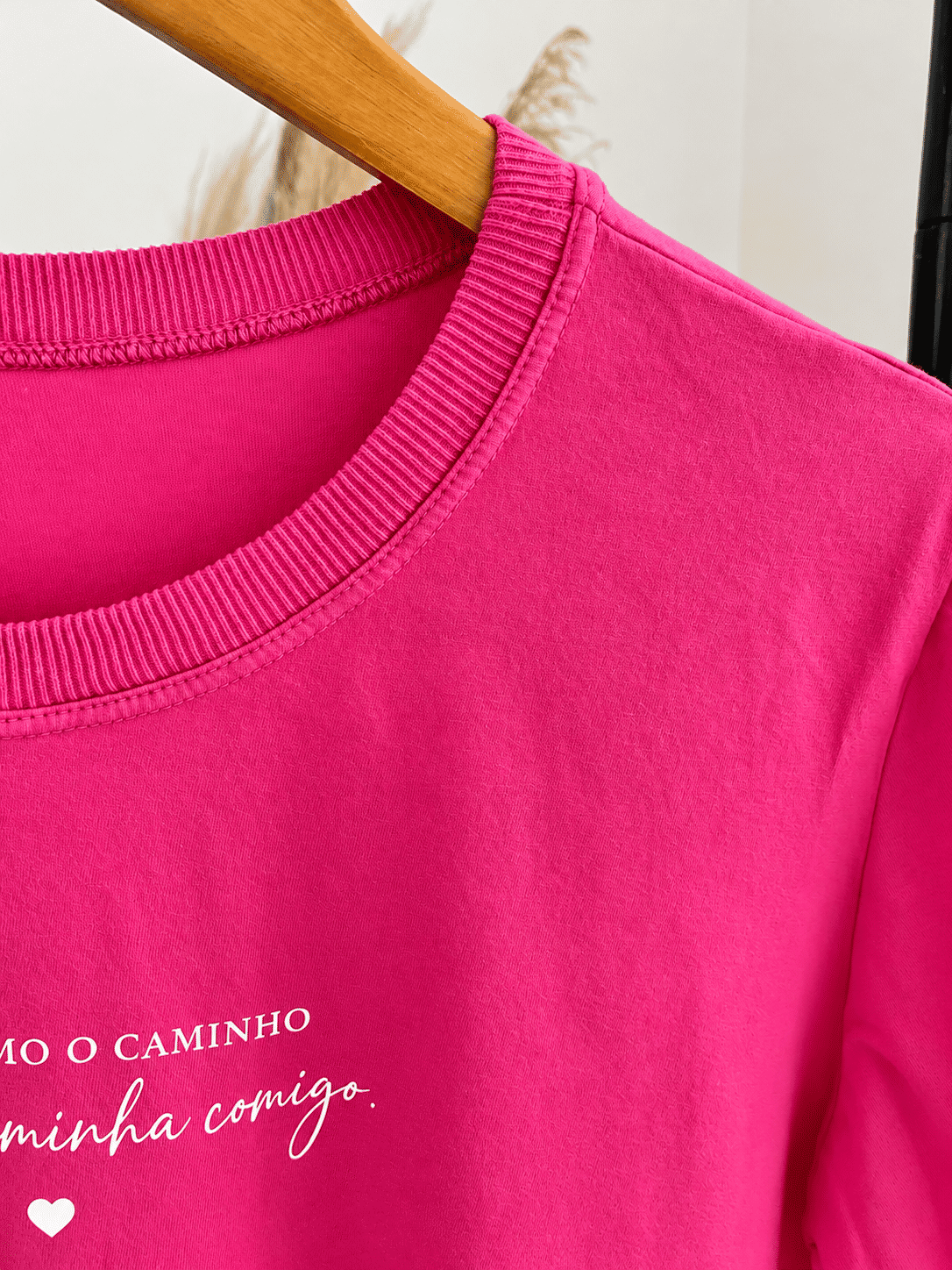 Tshirt Premium - Não Temo o Caminho DTF - Rosa Pink Tshirt Premium - Não Temo o Caminho DTF - Rosa Pink