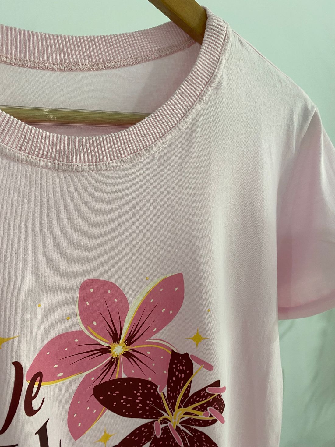 Tshirt Premium - We all Bloom - Rosa Tshirt Premium - We all Bloom - Rosa