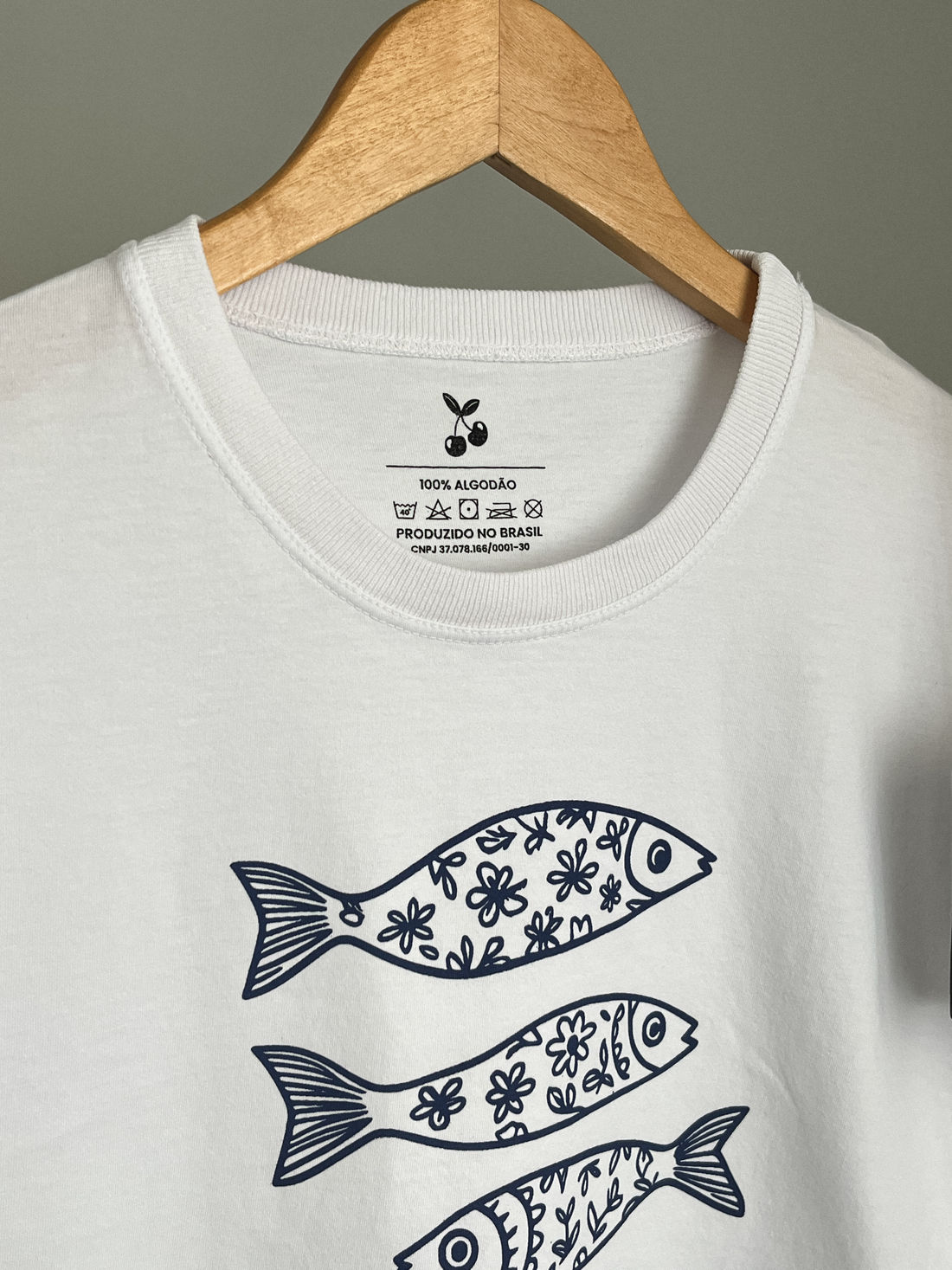 Cropped Oversized - Sardines Italy - Branca Cropped Oversized - Sardines Italy - Branca