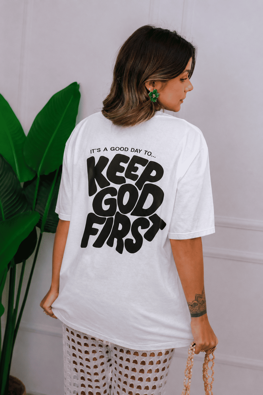 Tshirt Oversized - Keep GOD First - Branca