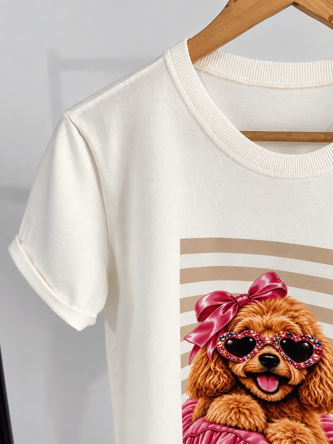 Tshirt Premium - Poodle Laço Rosa DTF - Off White Tshirt Premium - Poodle Laço Rosa DTF - Off White