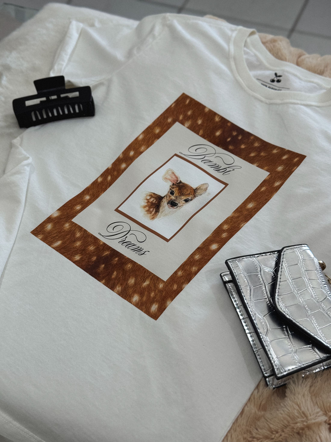 Tshirt Premium - Bambi DTF - Off White Tshirt Premium - Bambi DTF - Off White