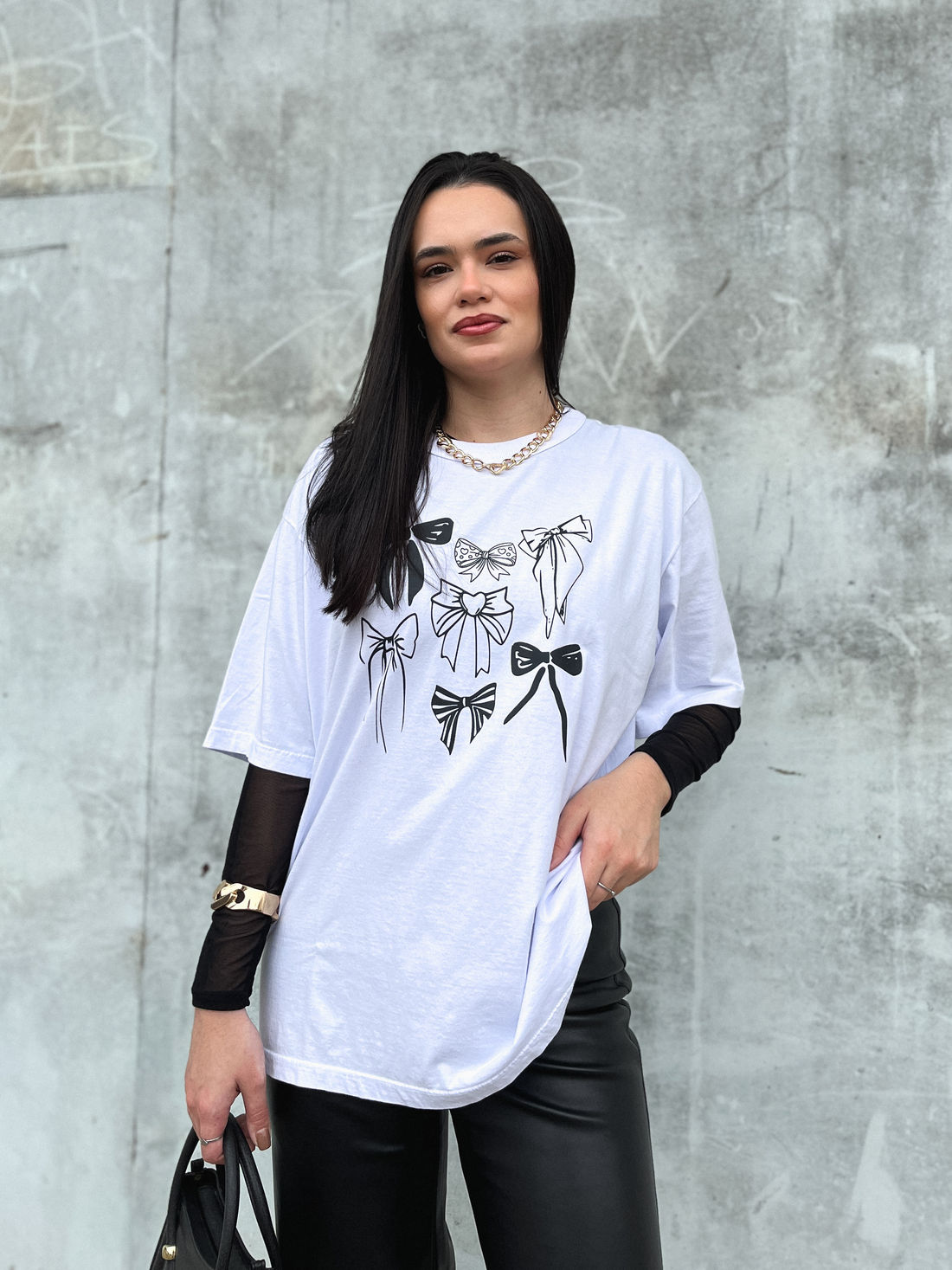 Tshirt Oversized - Laços - Branca