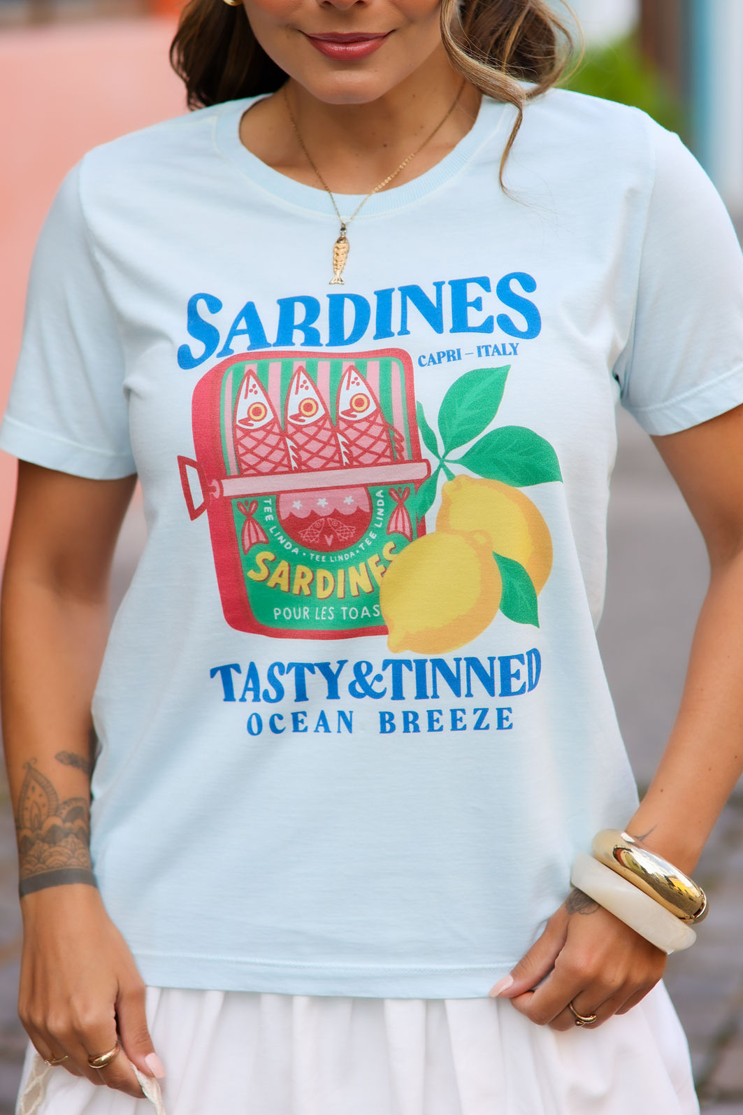 T-SHIRT SARDINES E LEMON TEE LINDA T-SHIRT SARDINES E LEMON TEE LINDA