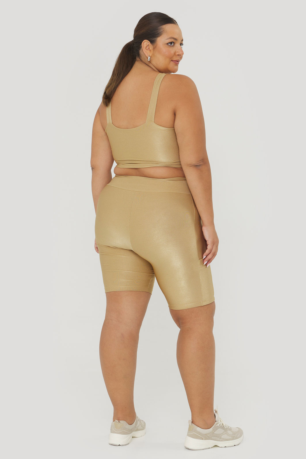 Bermuda Esportiva Euforia Dourado