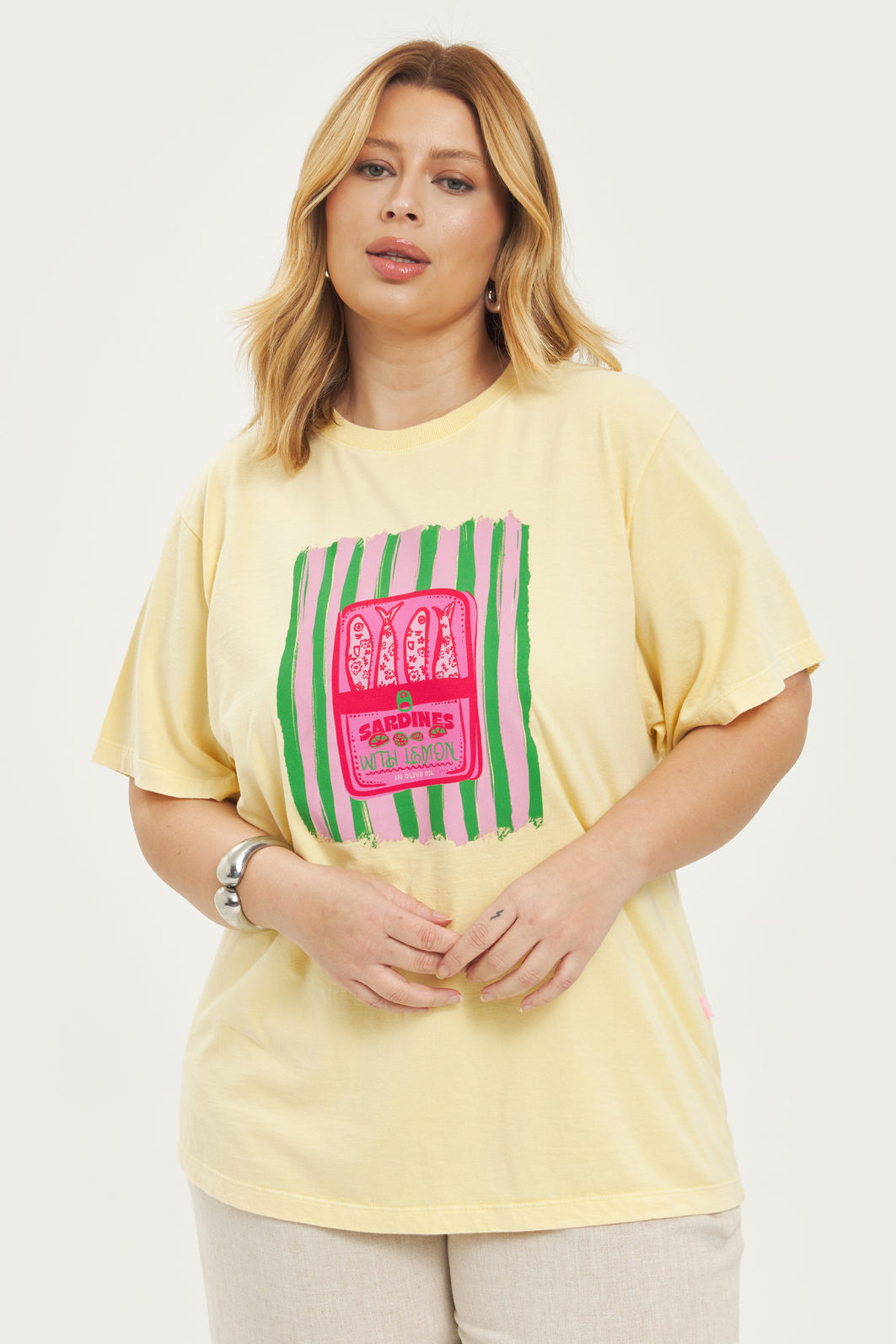 T-shirt Oversized Sardines Amarelo Manteiga