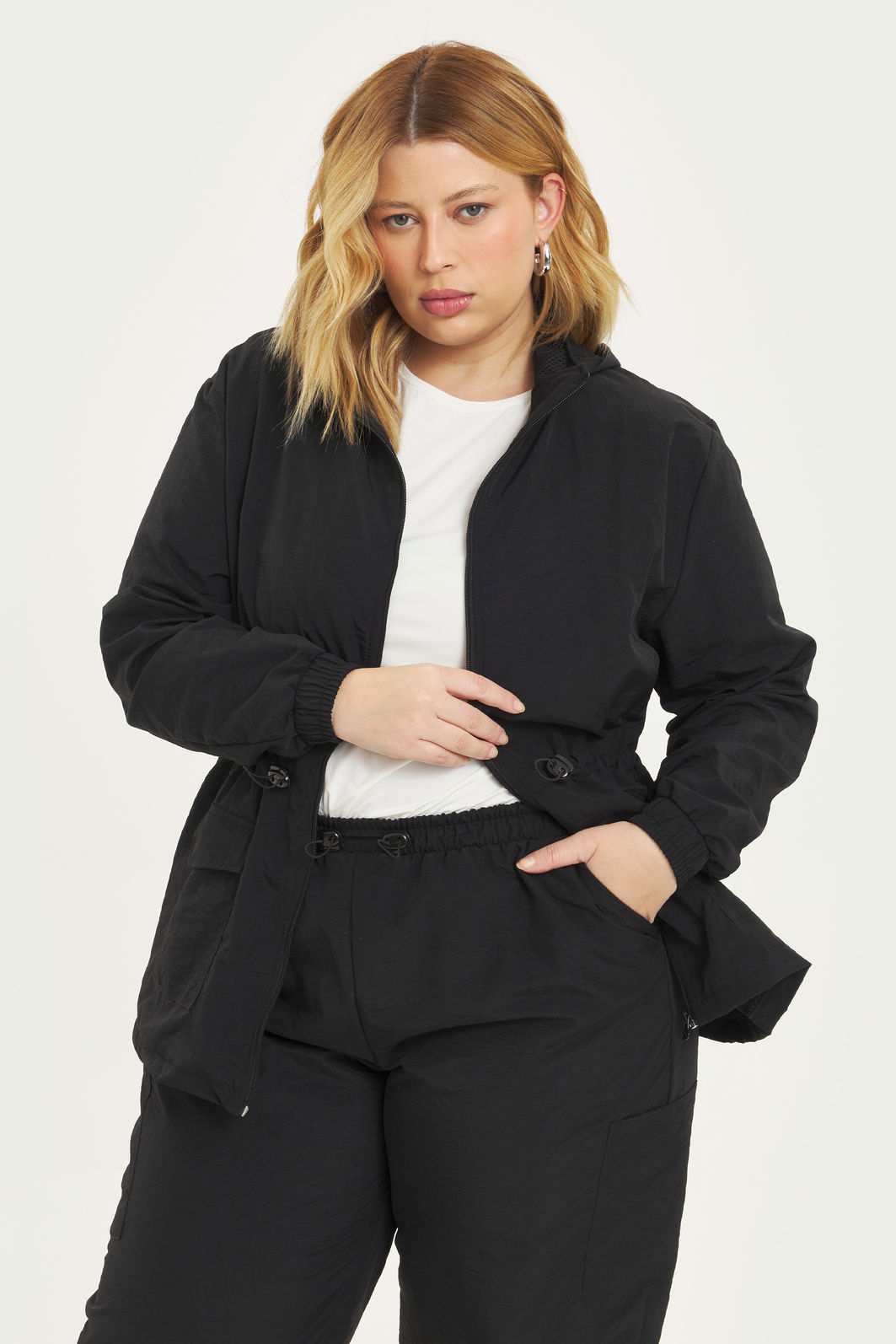 Jaqueta Parka Esportiva Bianca Preto Jaqueta Parka Esportiva Bianca Preto