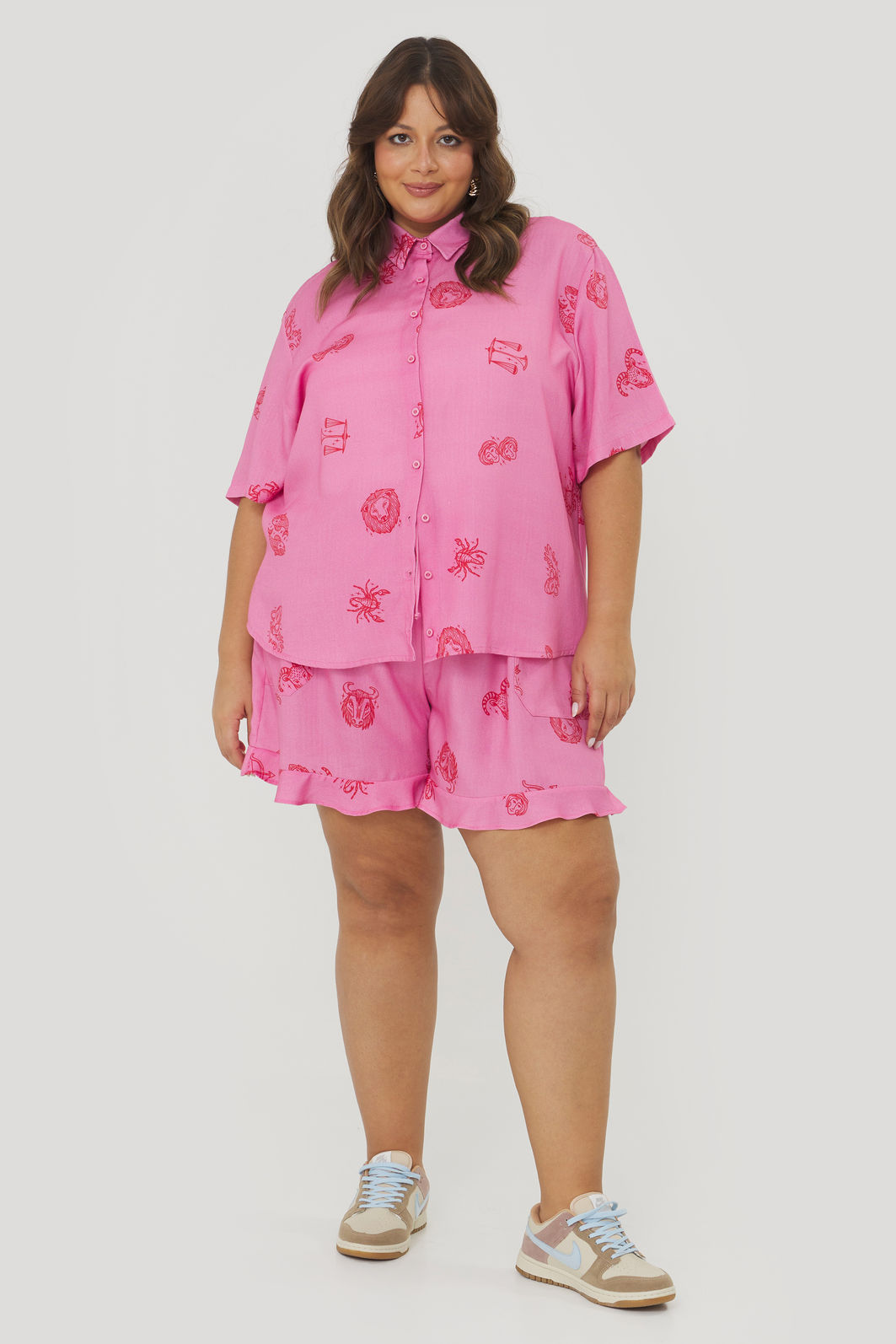 Short De Liocel Com Babado Zodíaco Estampado Short De Liocel Com Babado Zodíaco Estampado