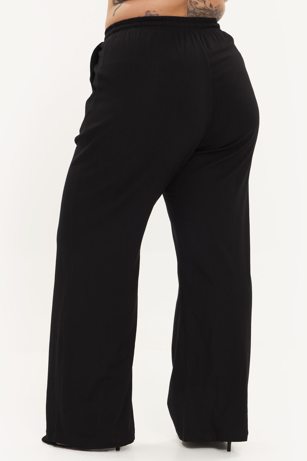 Calça Pantalona Kiara Preto Calça Pantalona Kiara Preto