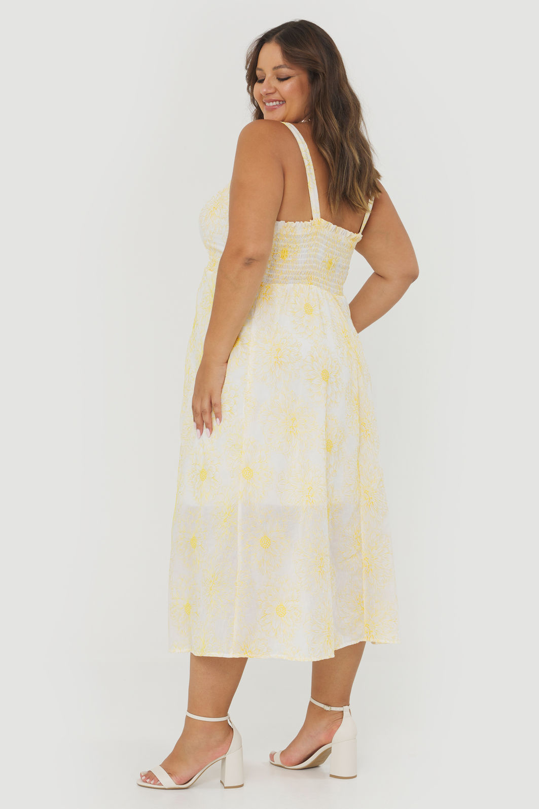 Vestido Midi Bordado Louise Vestido Midi Bordado Louise