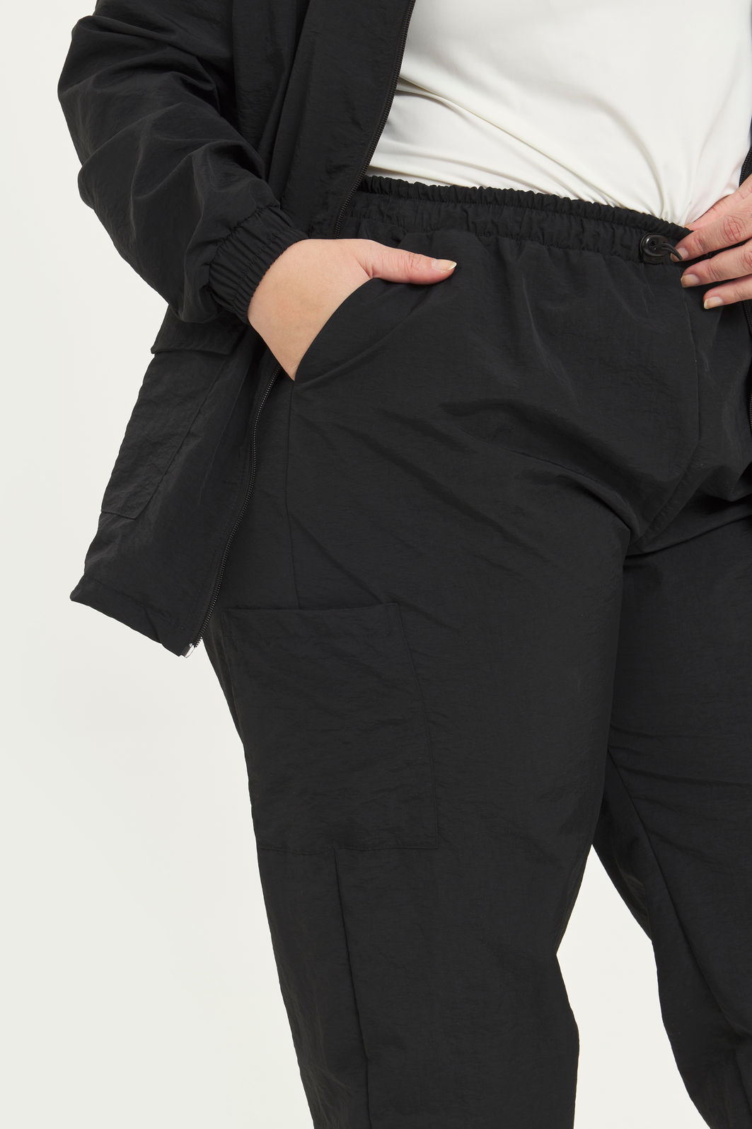 Calça Jogger Esportiva Bianca Preto Calça Jogger Esportiva Bianca Preto