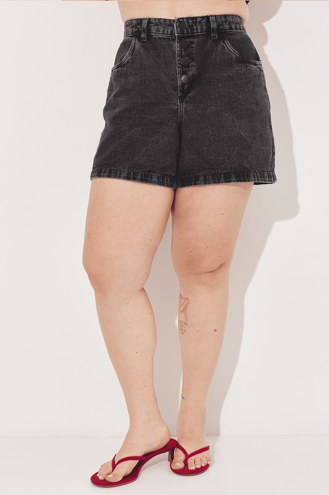 Short Jeans Tarsila Preto Short Jeans Tarsila Preto