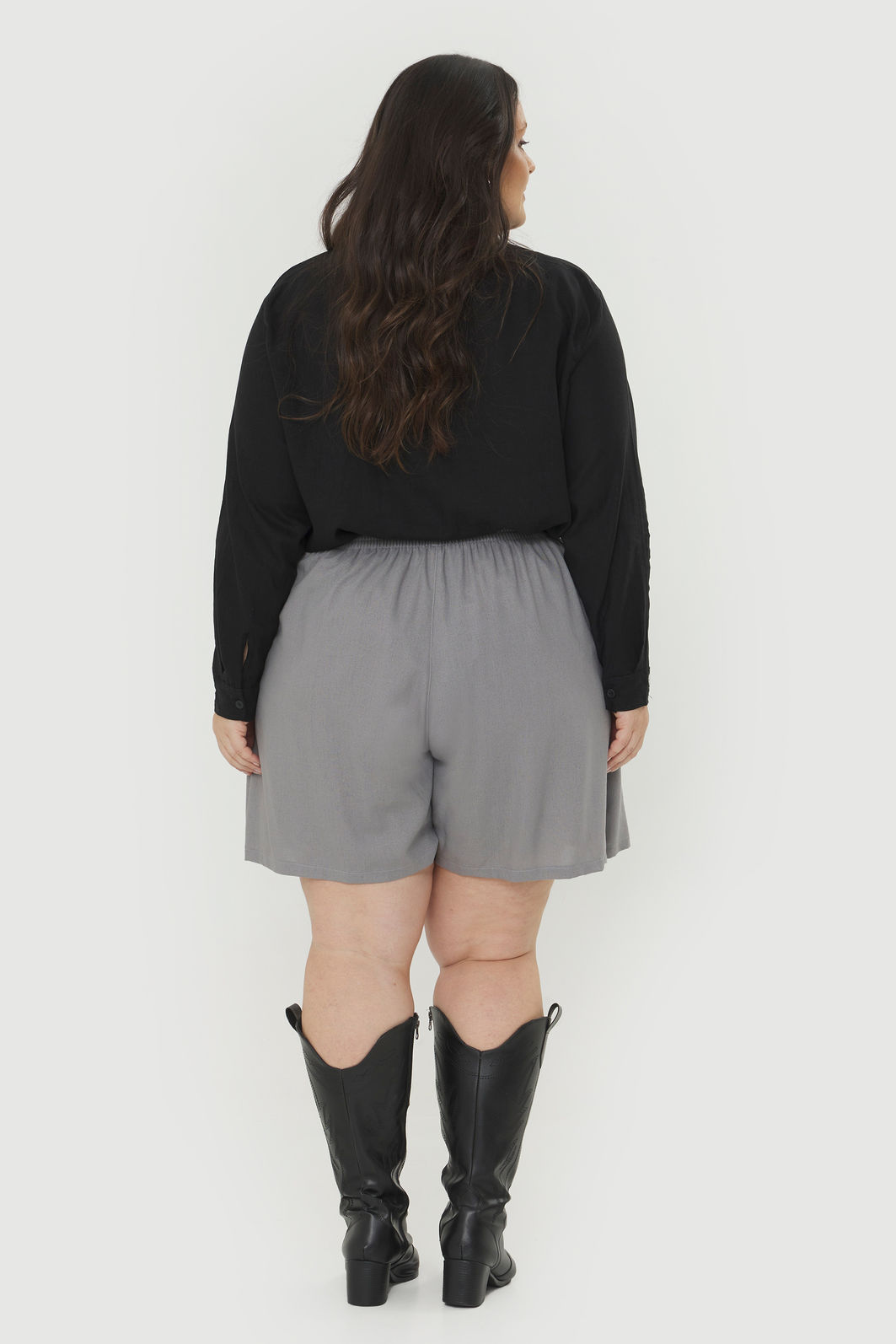 Short Saia Com Pregas Donatella Cinza Short Saia Com Pregas Donatella Cinza