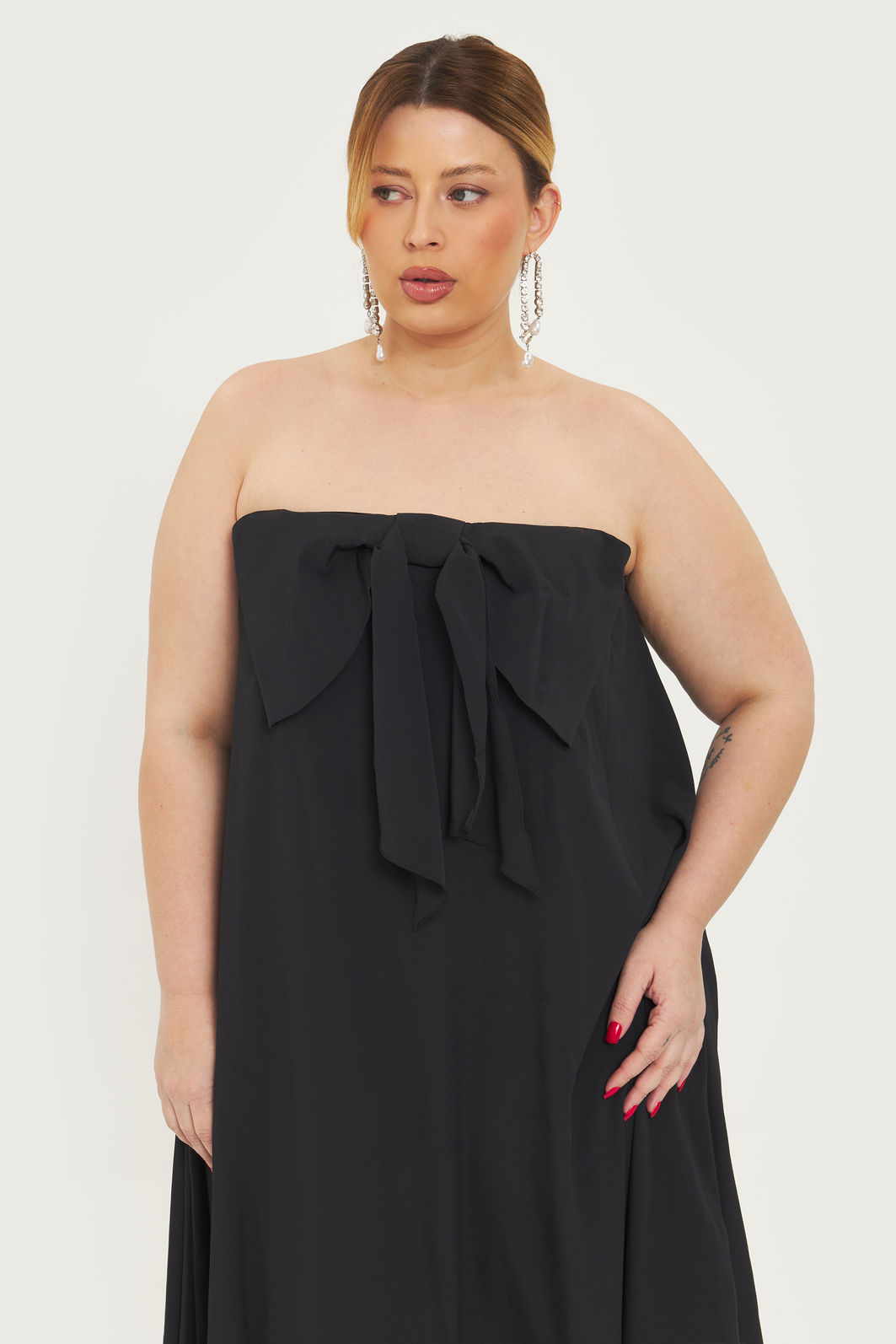 Vestido Assimétrico Sem Alças Maitê Preto Vestido Assimétrico Sem Alças Maitê Preto