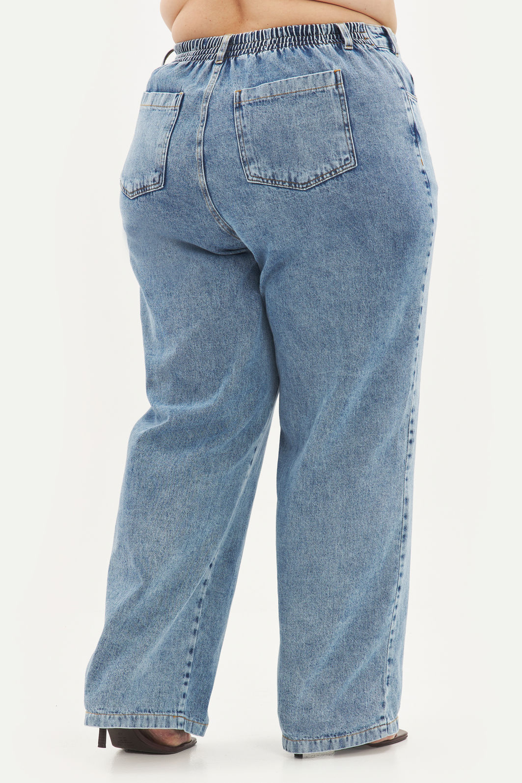 Calça Reta Dalila Jeans Calça Reta Dalila Jeans