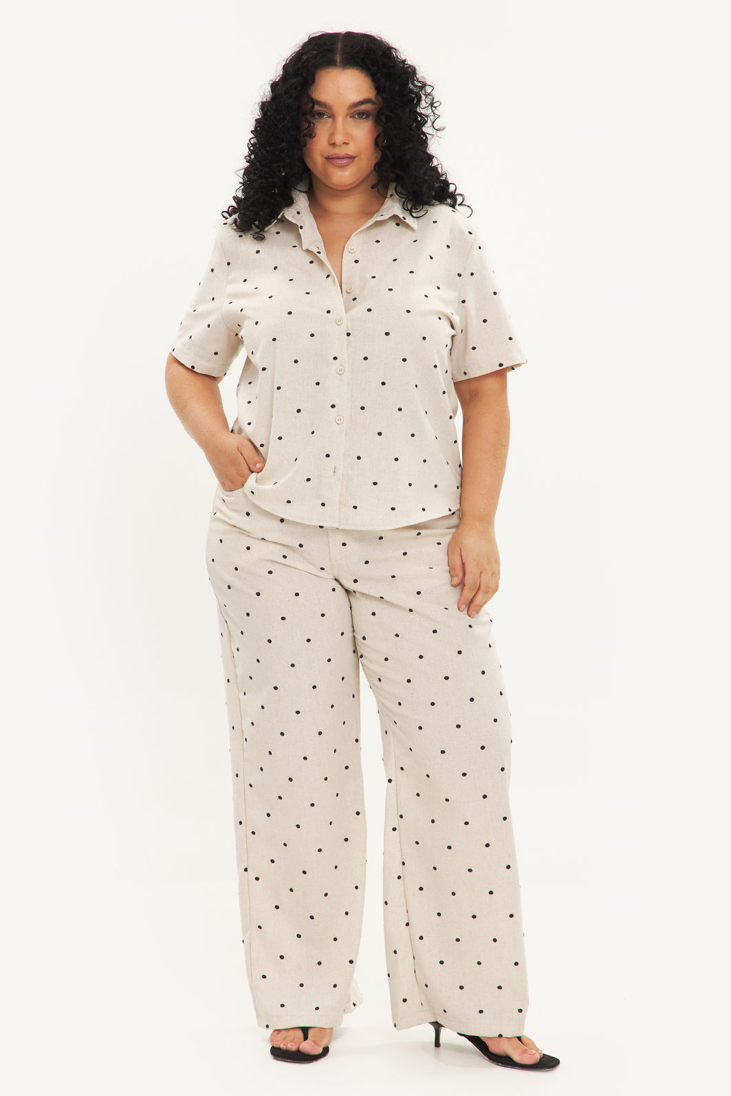 Calça Linho Bordado Doroty Natural