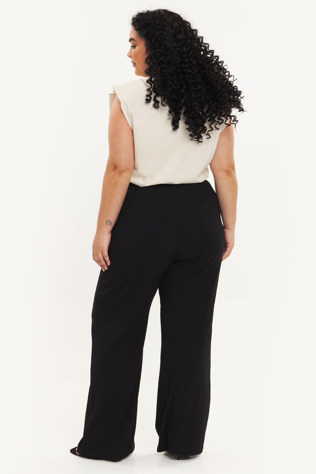 Calça Pantalona Kiara Preto Calça Pantalona Kiara Preto