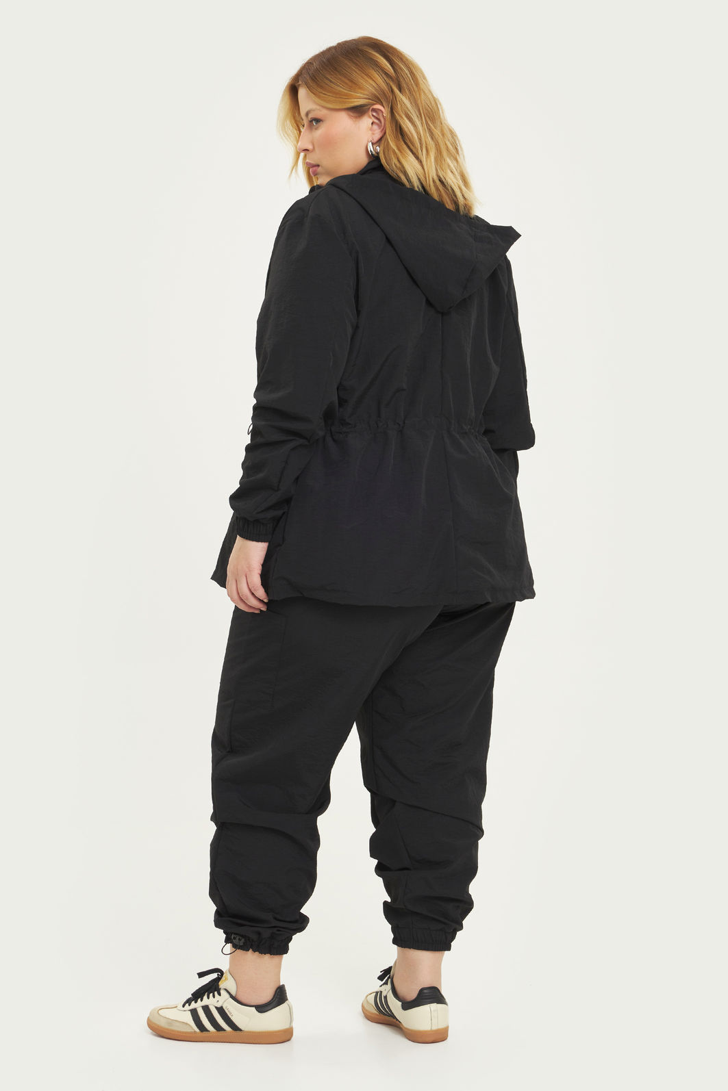 Calça Jogger Esportiva Bianca Preto Calça Jogger Esportiva Bianca Preto