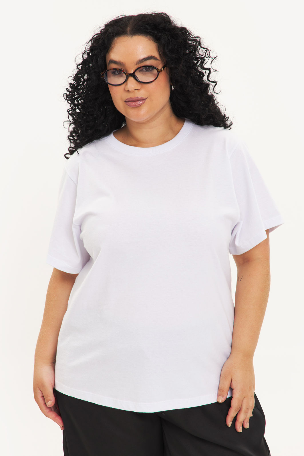 T-Shirt Malha Confort Básica Nina Branco