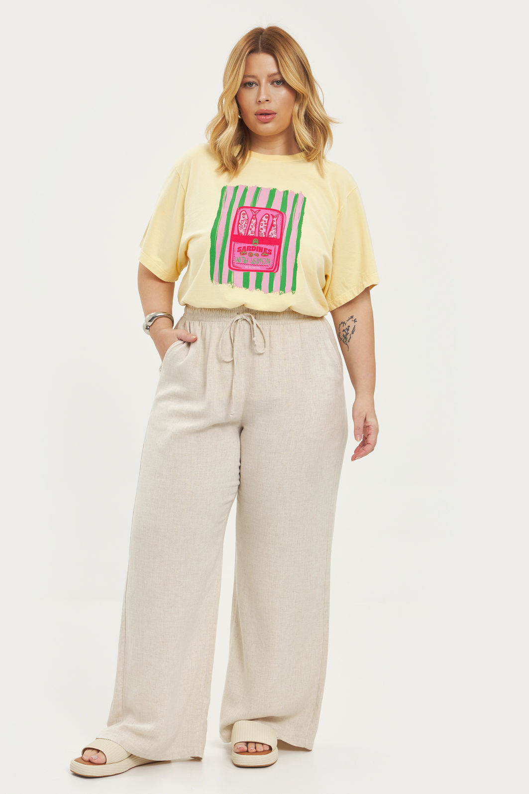 T-shirt Oversized Sardines Amarelo Manteiga