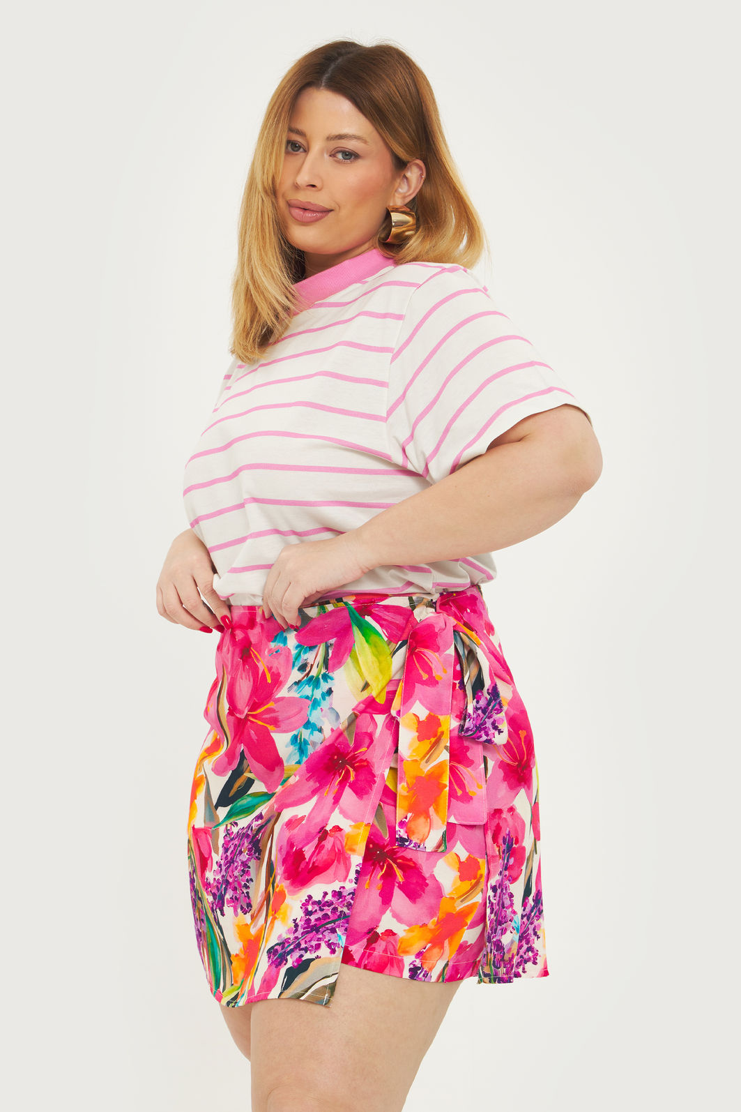 Short Saia Leona Floral