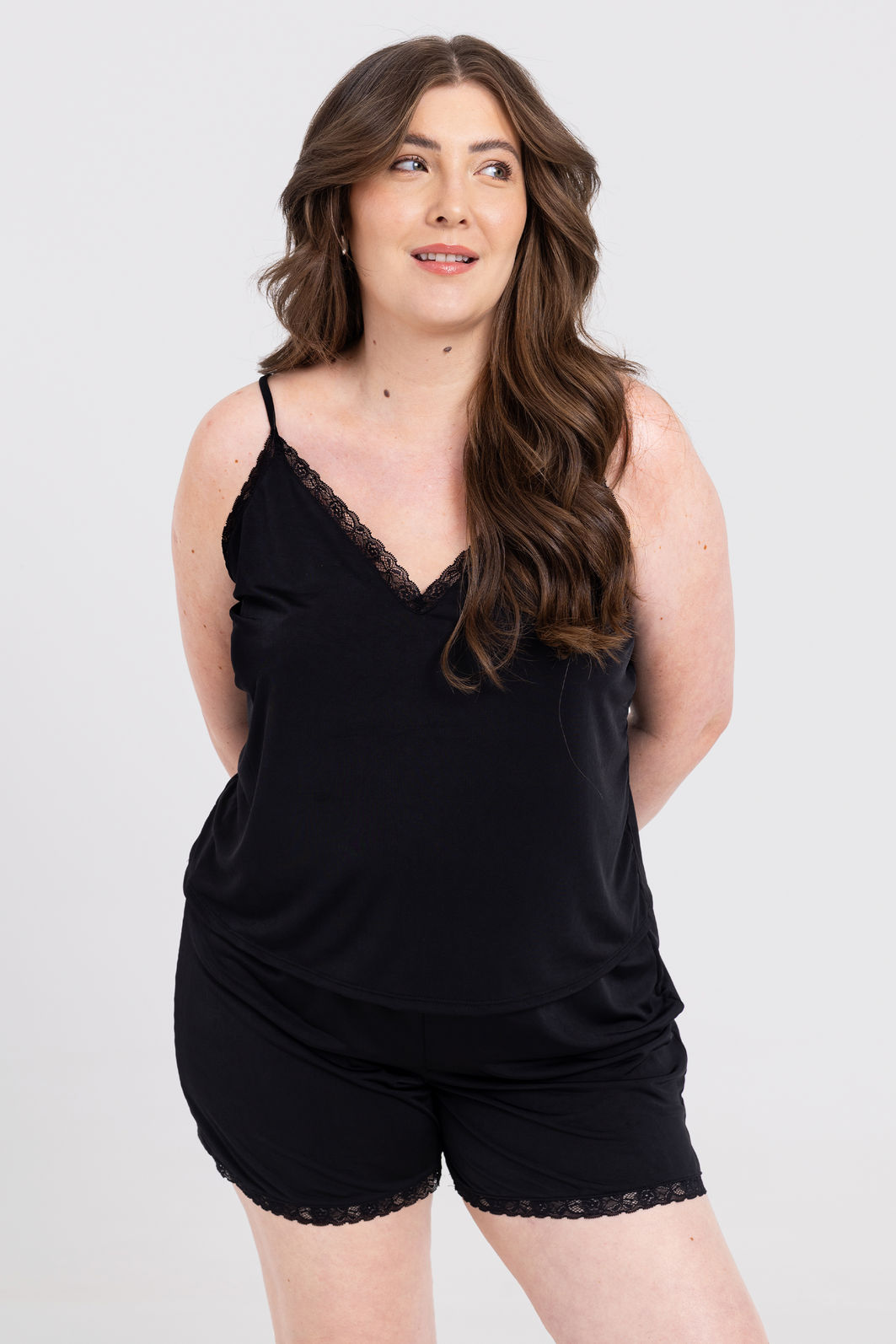 Conjunto Pijama Short Doll Com Renda Gabi Preto Conjunto Pijama Short Doll Com Renda Gabi Preto