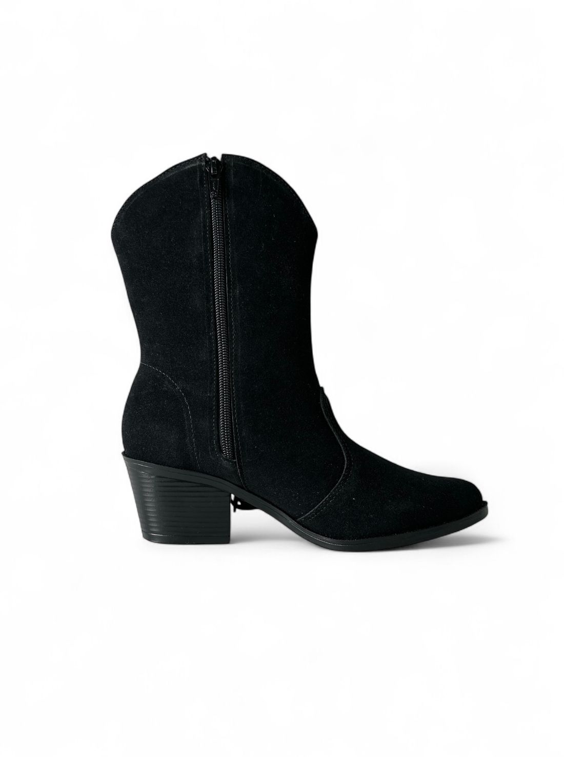 DOTHY - BOTA FRANJAS CAMURÇA PRETA DOTHY - BOTA FRANJAS CAMURÇA PRETA