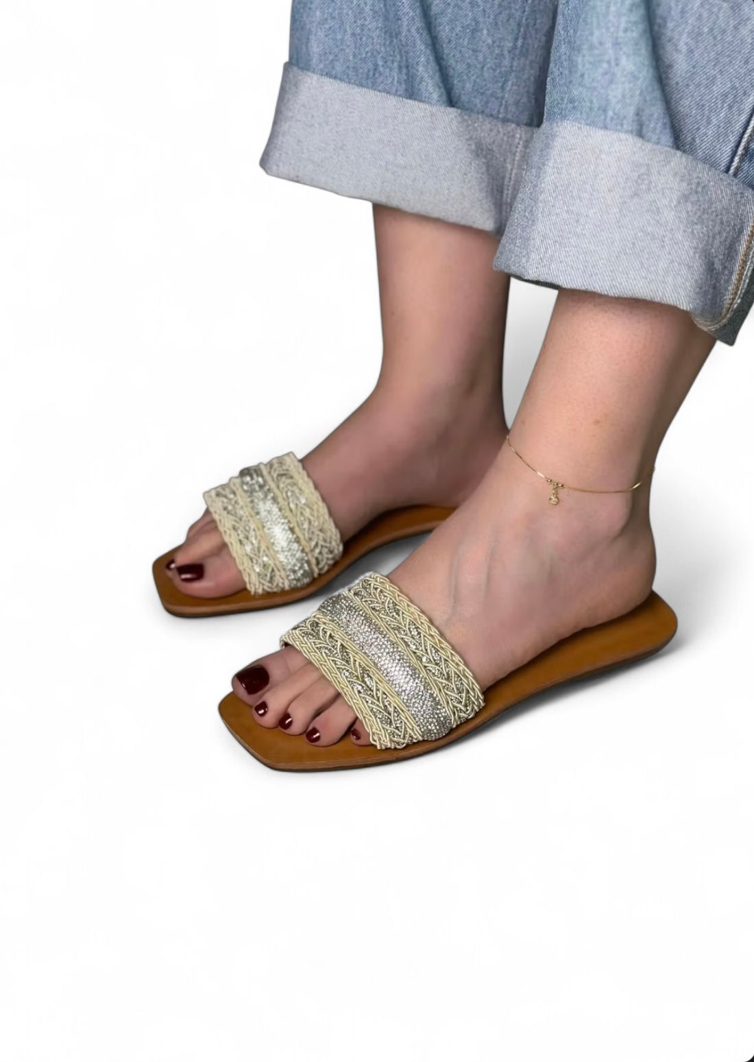 CORA - FLAT RASTEIRA CORDA CHAMPAGNE COM STRASS PRATA CORA - FLAT RASTEIRA CORDA CHAMPAGNE COM STRASS PRATA