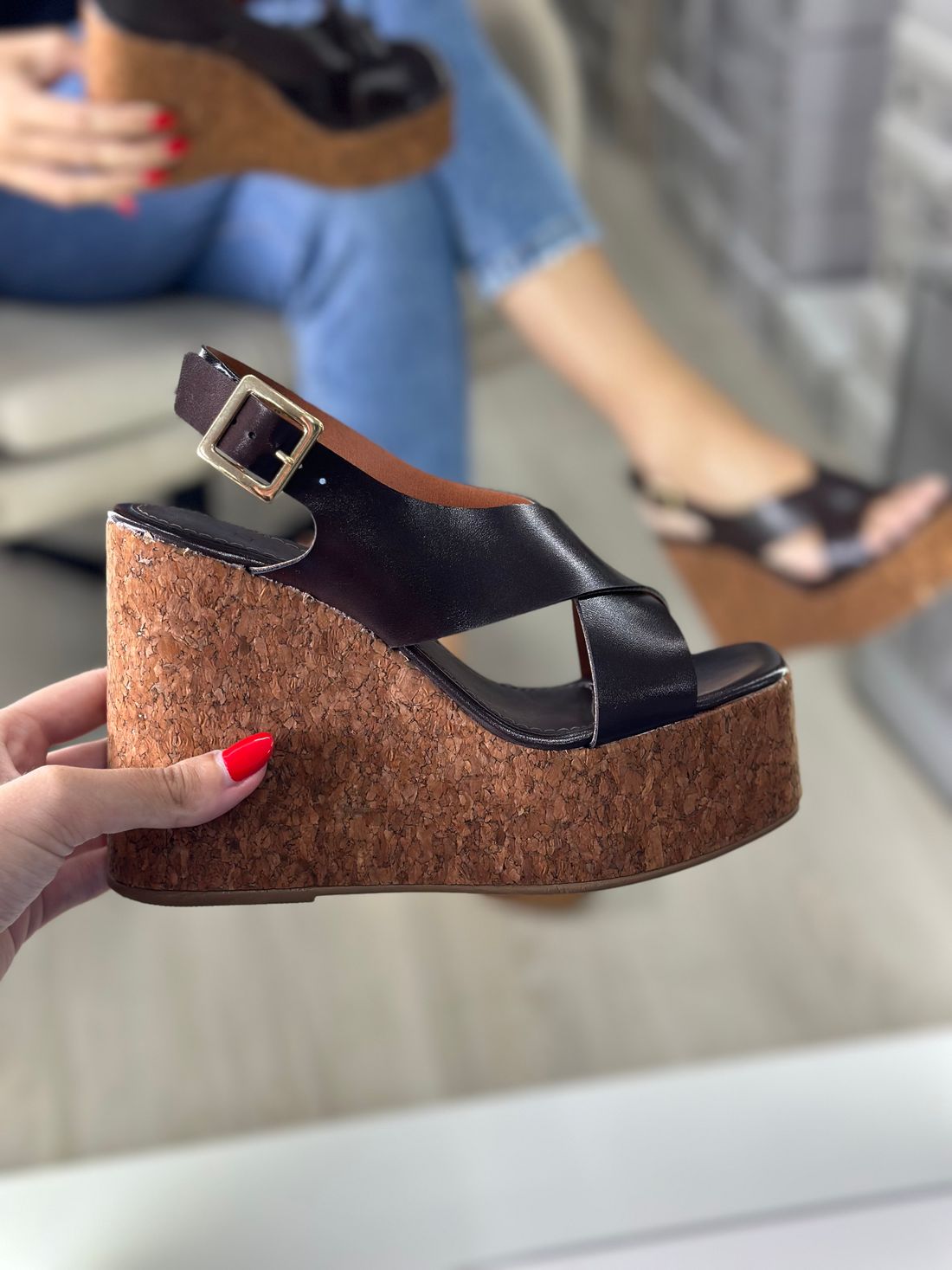 PATY - SANDÁLIA PLATAFORMA CORTIÇA MARROM PATY - SANDÁLIA PLATAFORMA CORTIÇA MARROM