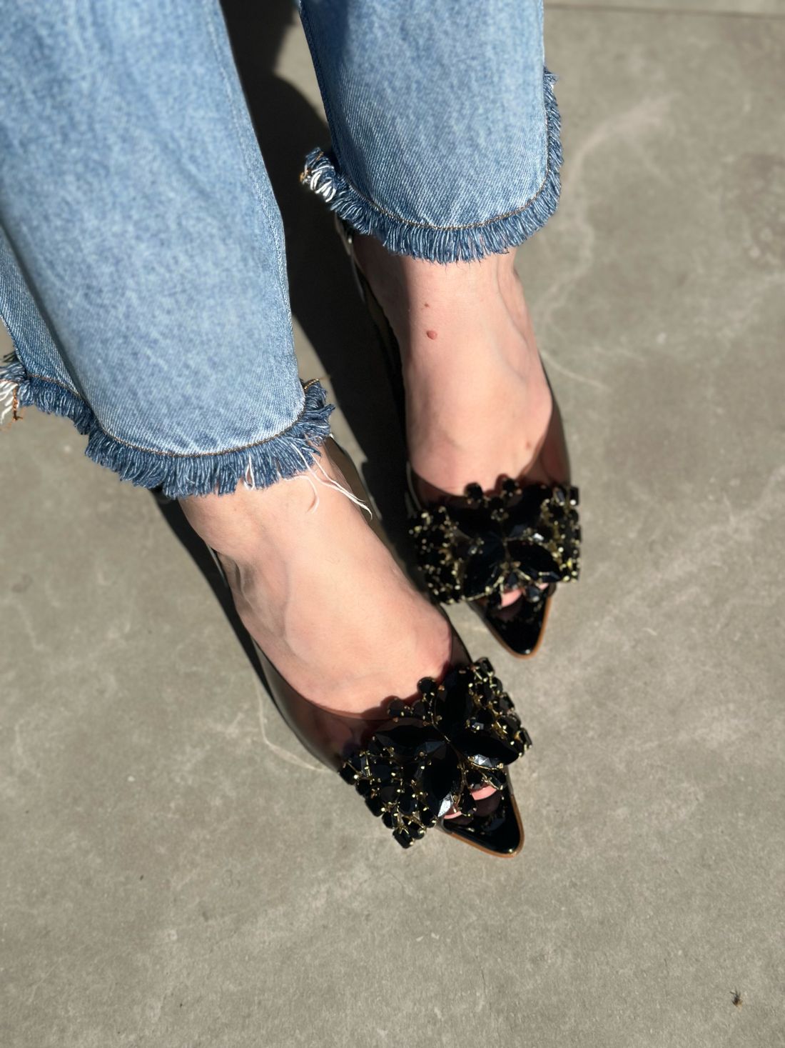 AURORA - SAPATILHA SLINGBACK PEDRARIA PRETA