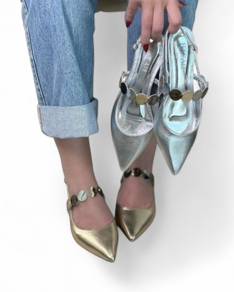 ADORA - SAPATILHA SLINGBACK DETALHES DOURADA