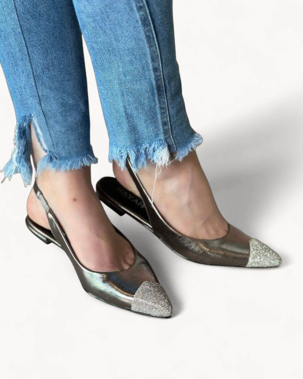 STELLA - SAPATILHA SLINGBACK BIQUEIRA STRASS PRATA STELLA - SAPATILHA SLINGBACK BIQUEIRA STRASS PRATA