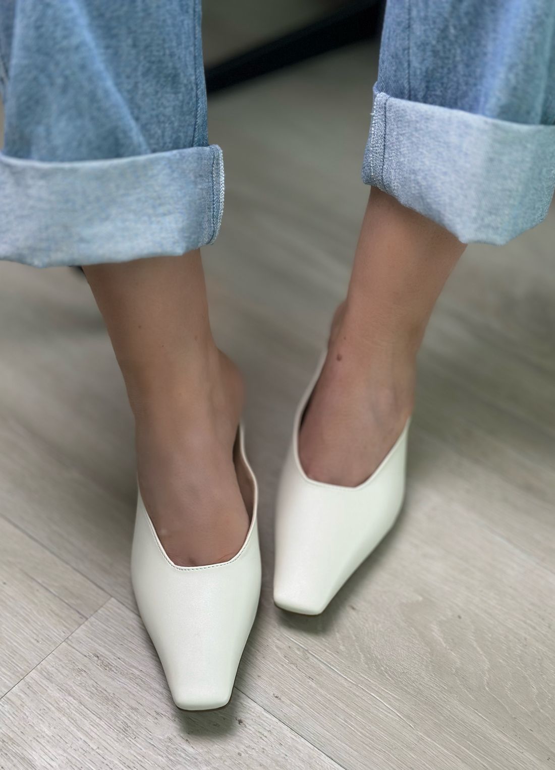 LUMA - MULE COURO OFF WHITE LUMA - MULE COURO OFF WHITE