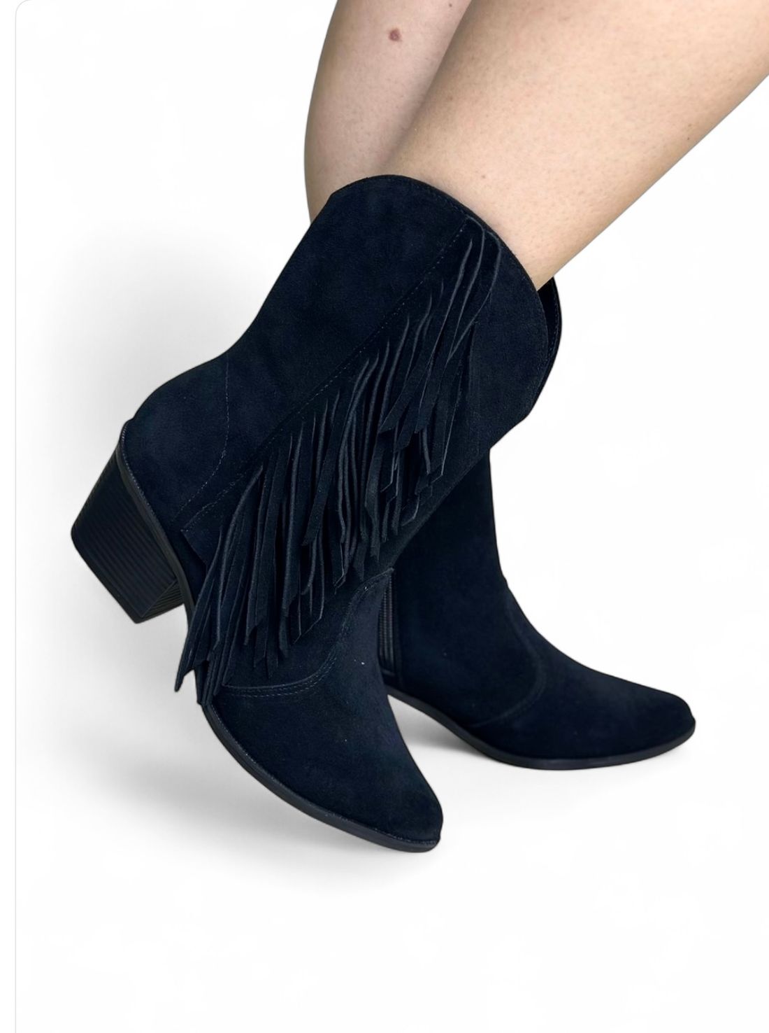 DOTHY - BOTA FRANJAS CAMURÇA PRETA DOTHY - BOTA FRANJAS CAMURÇA PRETA