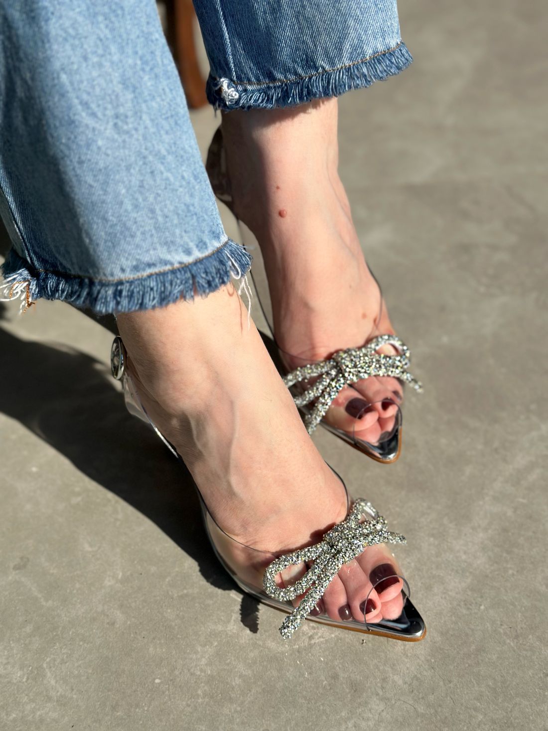 AGATHA - SANDÁLIA SILICONE LAÇO PRATA AGATHA - SANDÁLIA SILICONE LAÇO PRATA