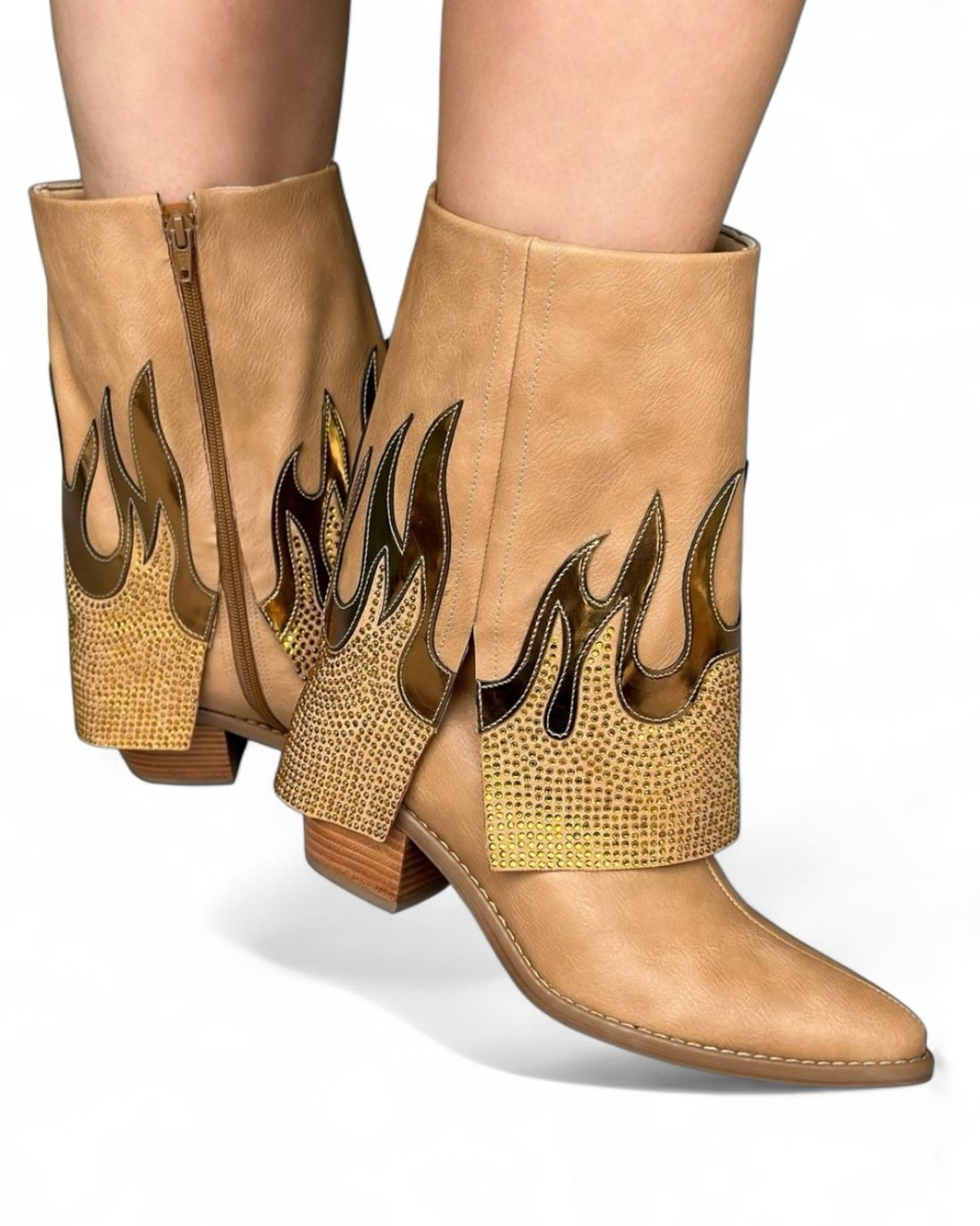 AMANDA - BOTA COURO CAPA BORDADA CAMEL AMANDA - BOTA COURO CAPA BORDADA CAMEL