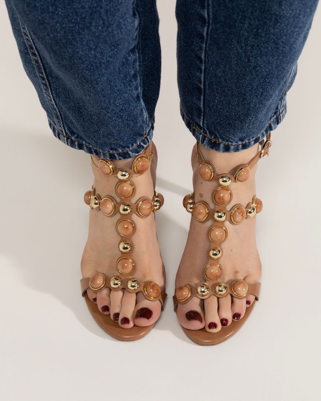 CACAU - SANDÁLIA SALTO ALTO COM PEDRAS CARAMELO CACAU - SANDÁLIA SALTO ALTO COM PEDRAS CARAMELO