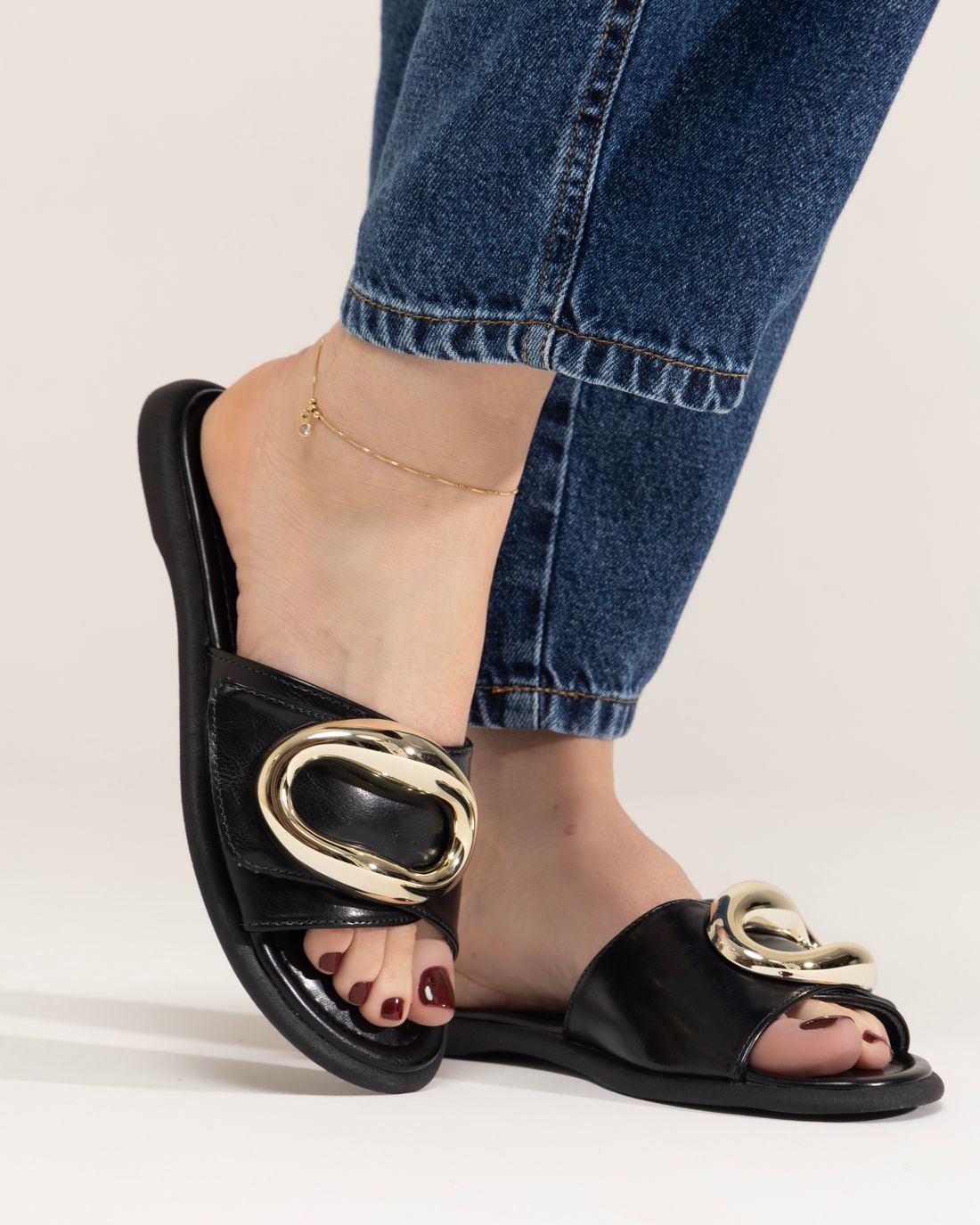 CORINA - FLAT RASTEIRA PRETA CORINA - FLAT RASTEIRA PRETA